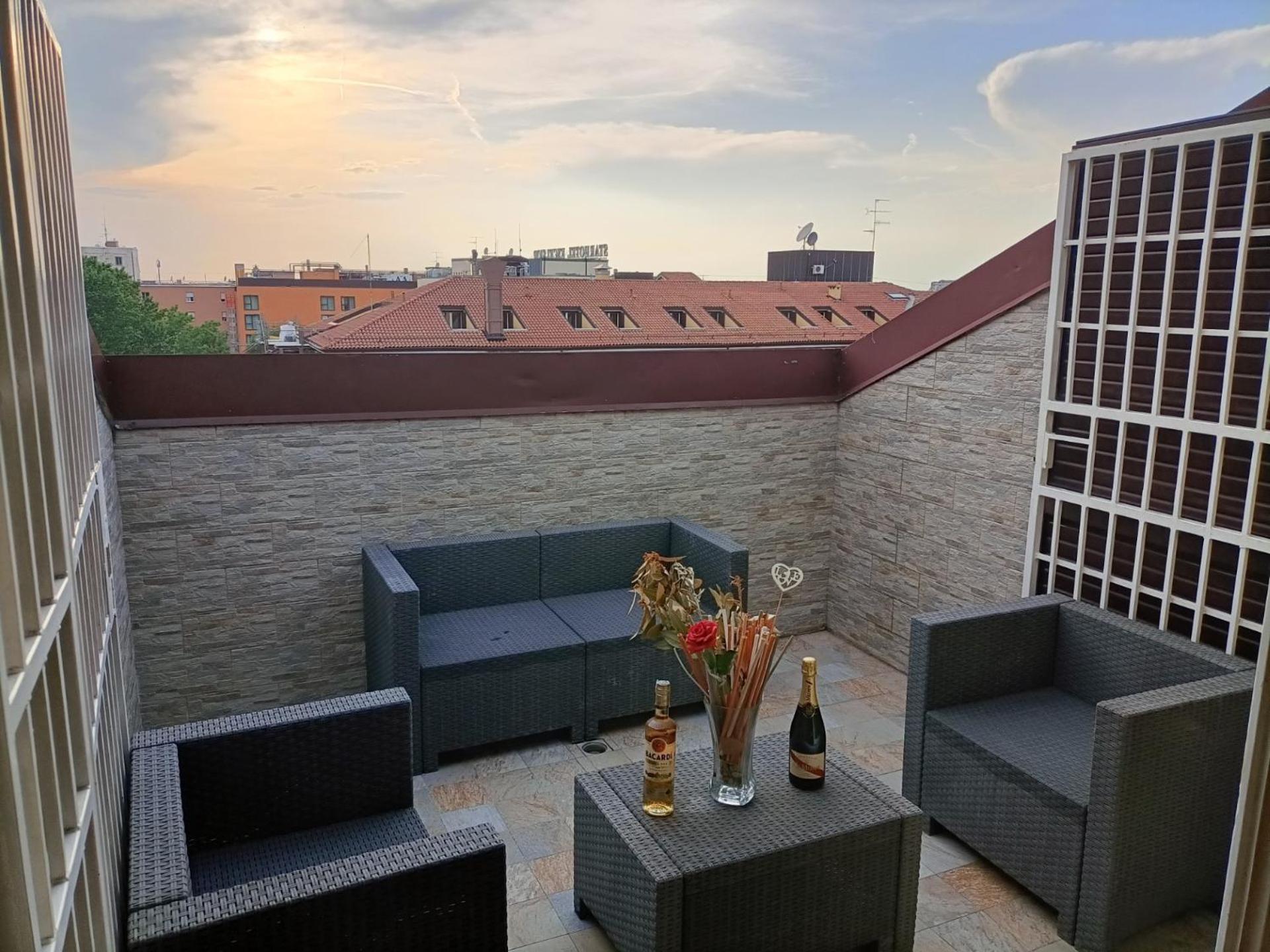 B&B Center Gallery Болоня Екстериор снимка